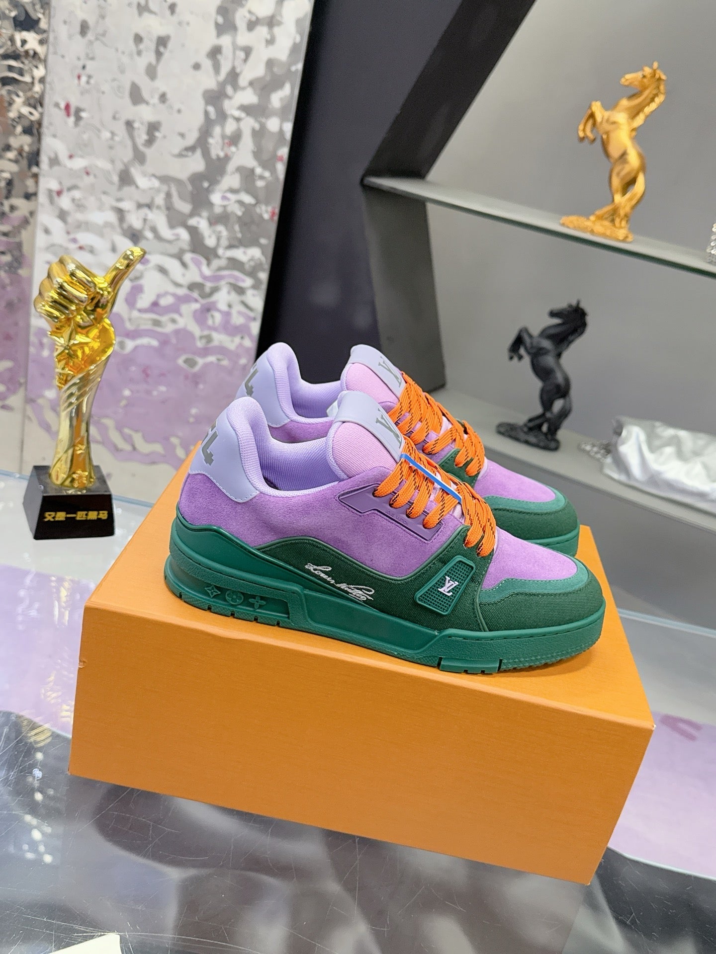 LV x Tyler 26ss Sneaker Green Purple Suede 672141
