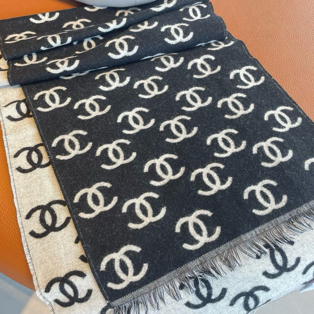 CC Scarf 180 CM In Black Mix White Print Logo Cashmere And Wool 413631