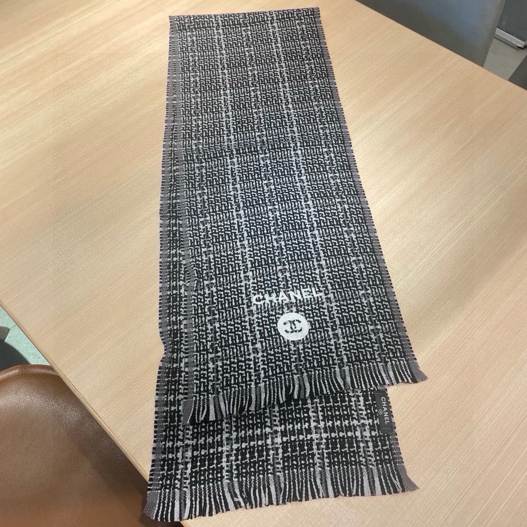 CC Scarf 180 CM Black With White Stripes Wool 422790