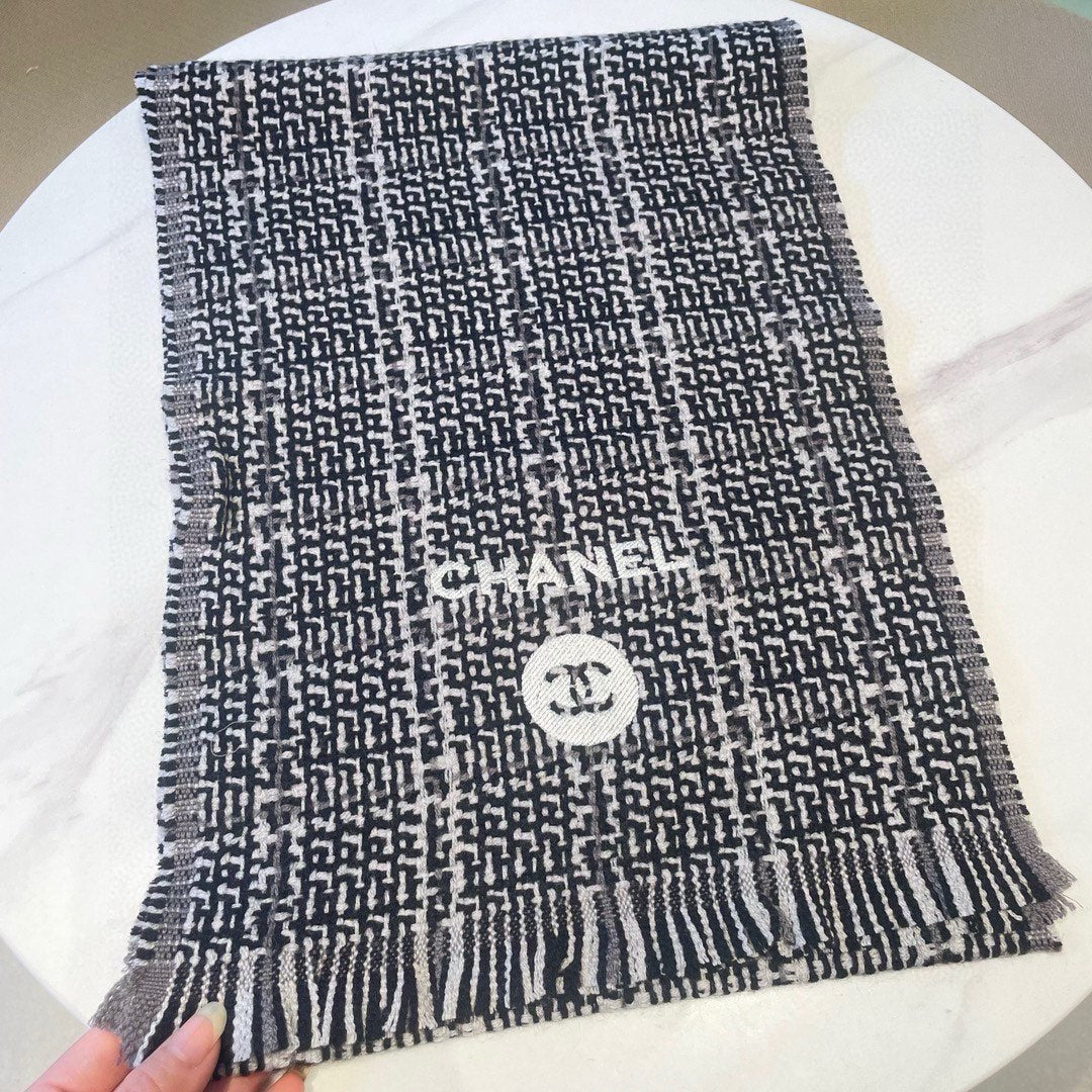 CC Scarf 180 CM Black With White Stripes Wool 422790