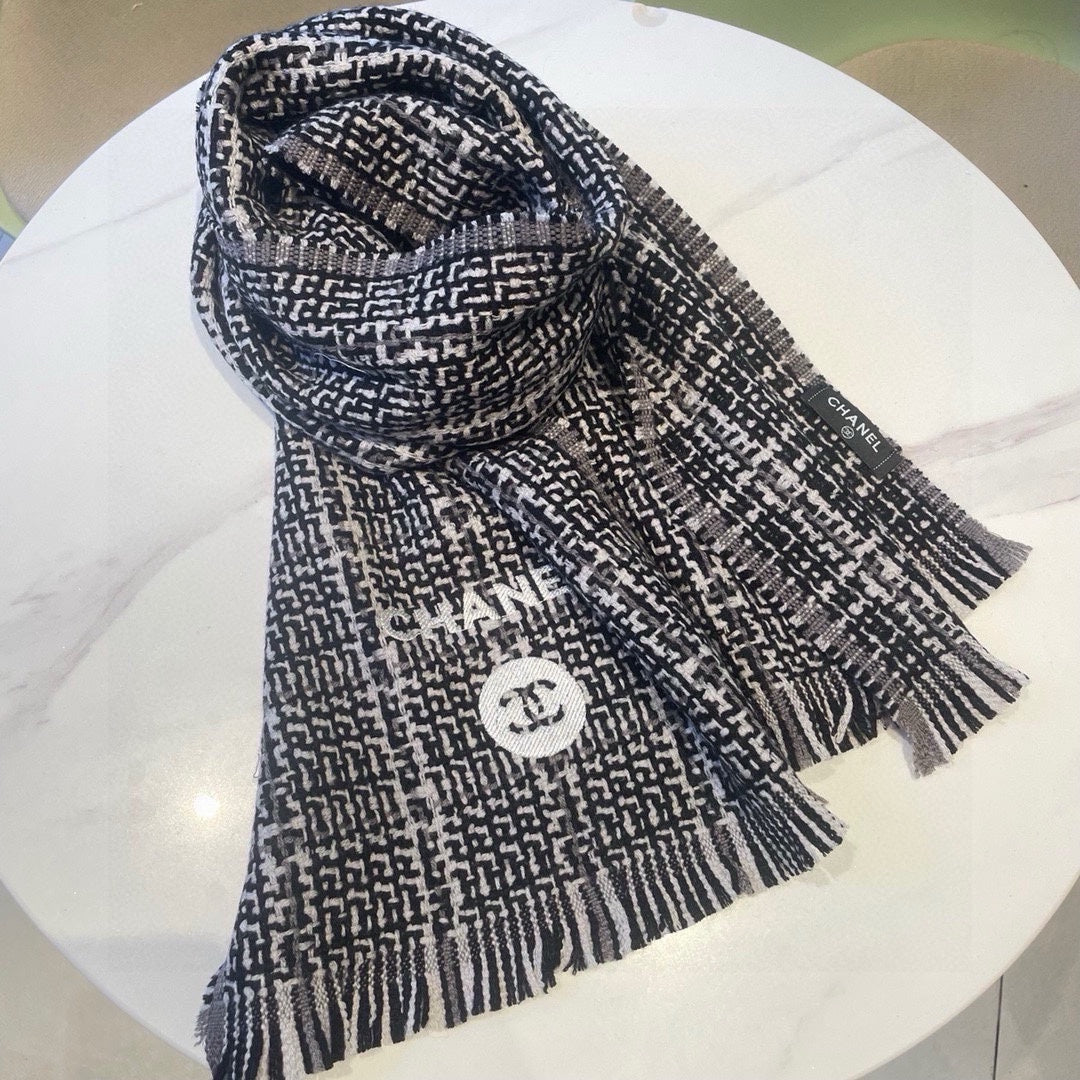 CC Scarf 180 CM Black With White Stripes Wool 422790