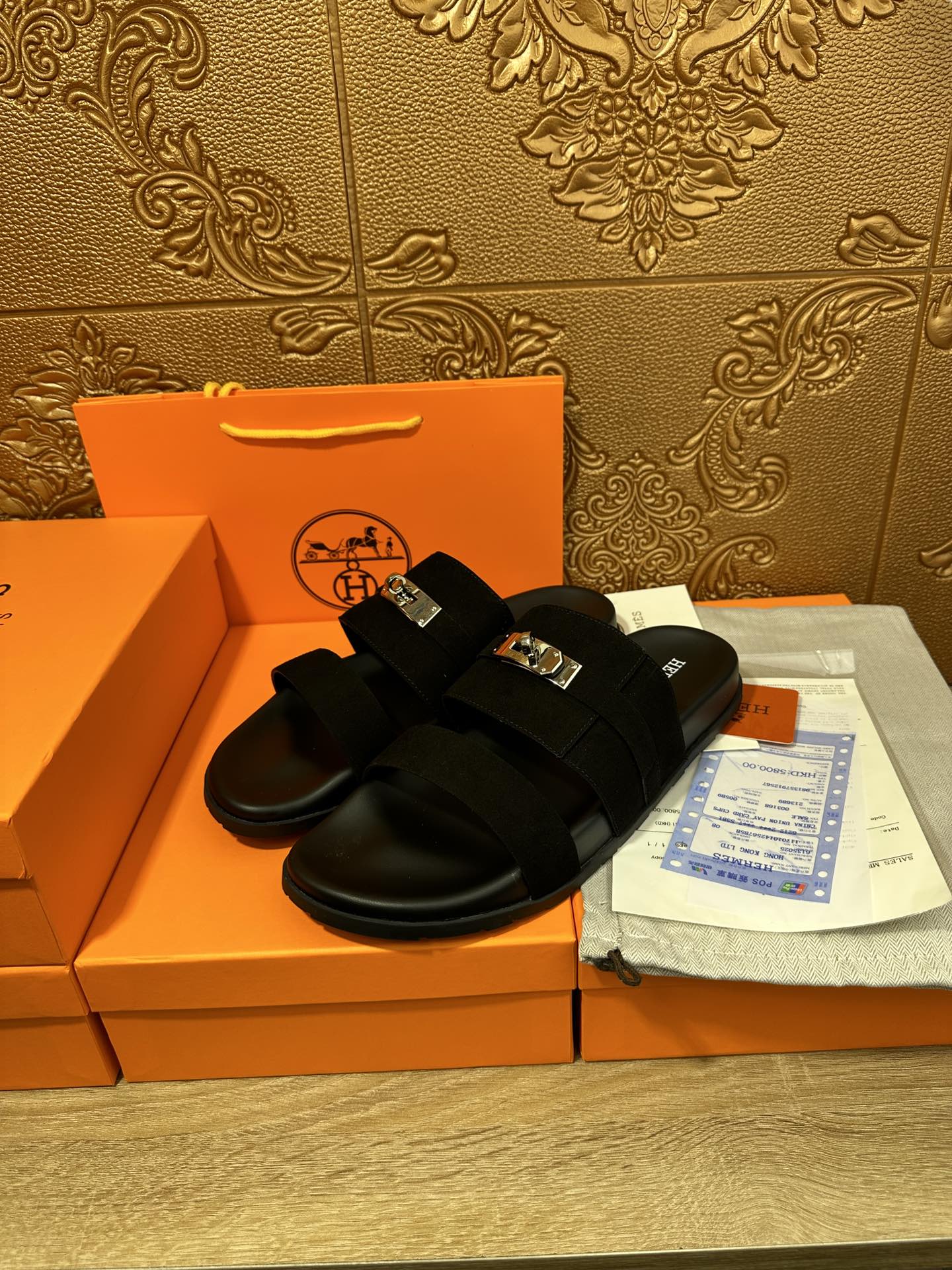 HM JACKSON SANDAL BLACK SUEDE