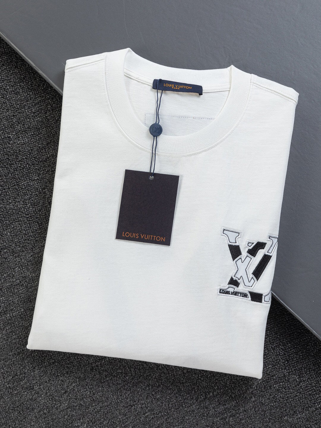 LV 26A Crew Neck Short-Sleeve T-Shirt Cotton 405637