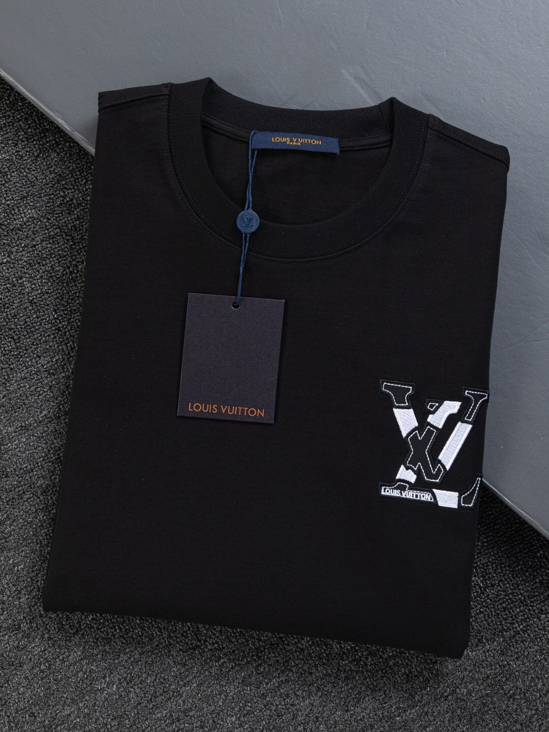 LV 26A Crew Neck Short-Sleeve T-Shirt Cotton 405637