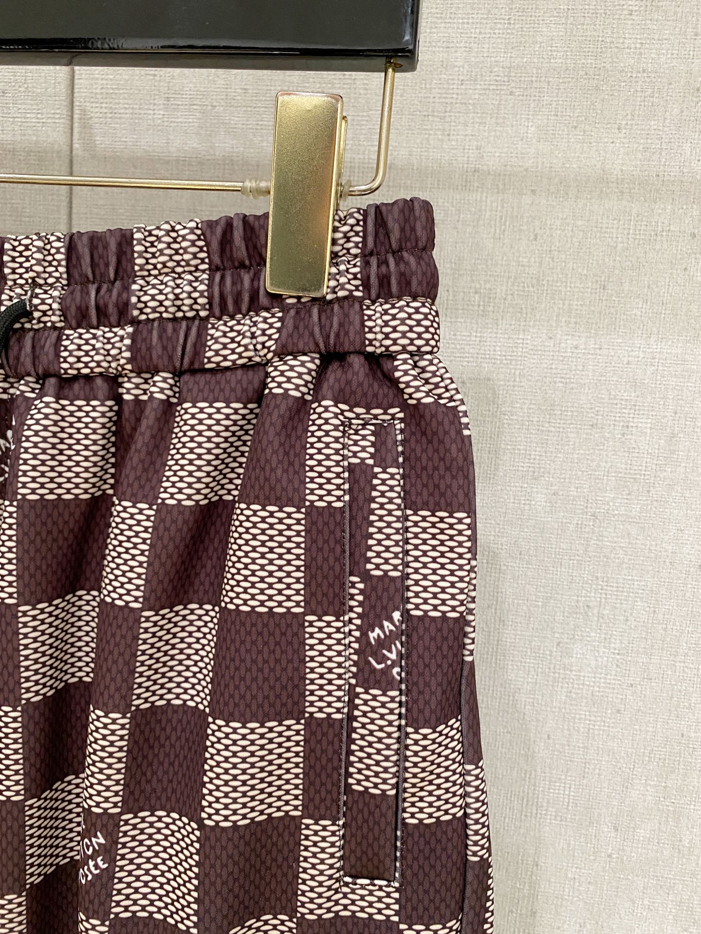 LV 26A Men's Casual Shorts Pants Burgundy Cream Polyester Cotton 406022