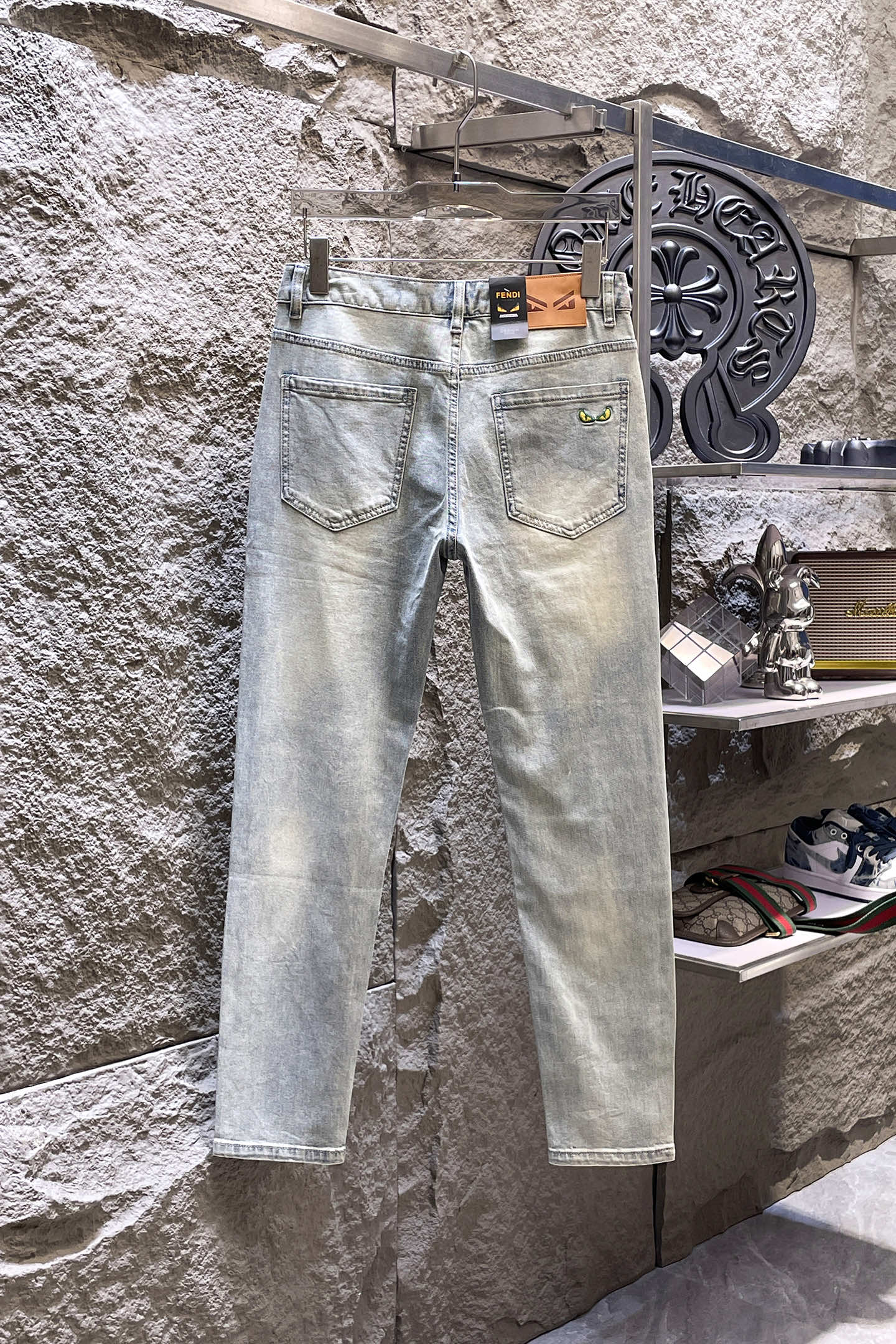 Fendi 2026 Men's Jeans Light Blue Denim 804365