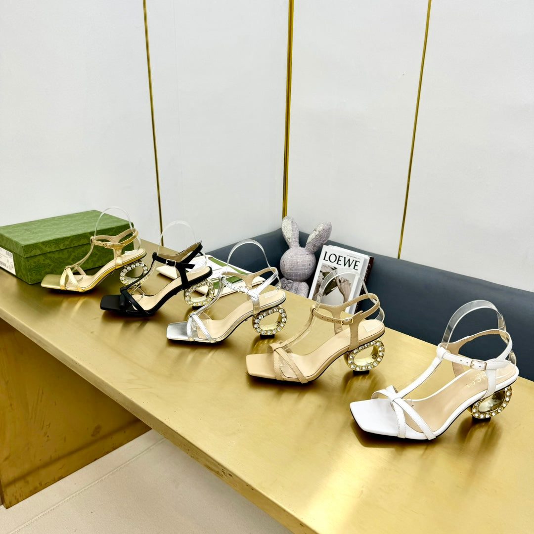 MEDIUM-HEEL SANDAL IN WHITE CALFSKIN WITH RHINSTONES