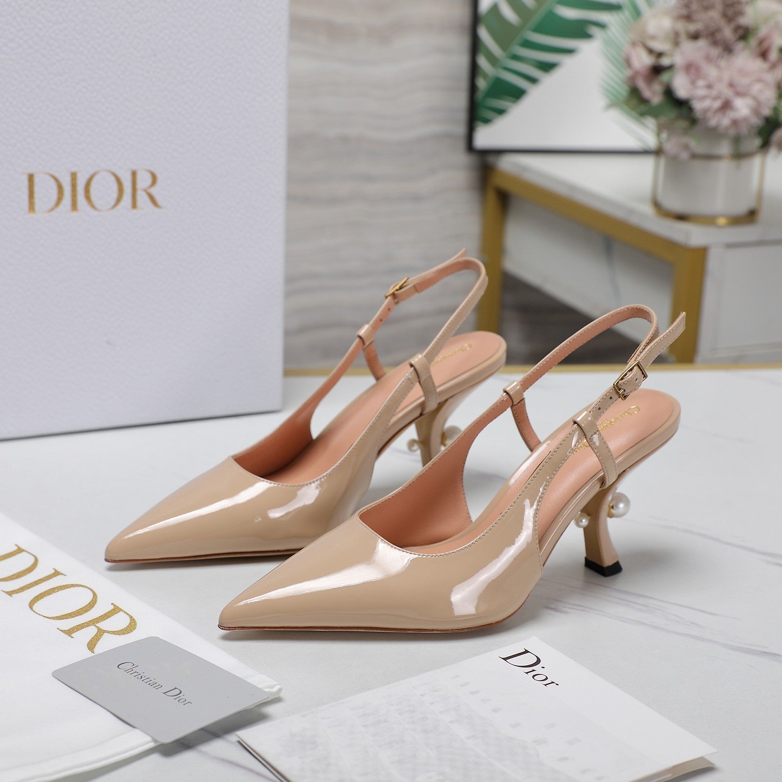 CD Tribales Slingback Pump Glossy Beige Cowhide