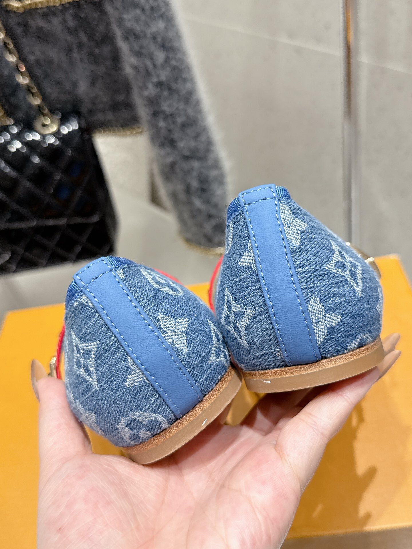 LV 26s Ballet Flats Blue Denim 610838