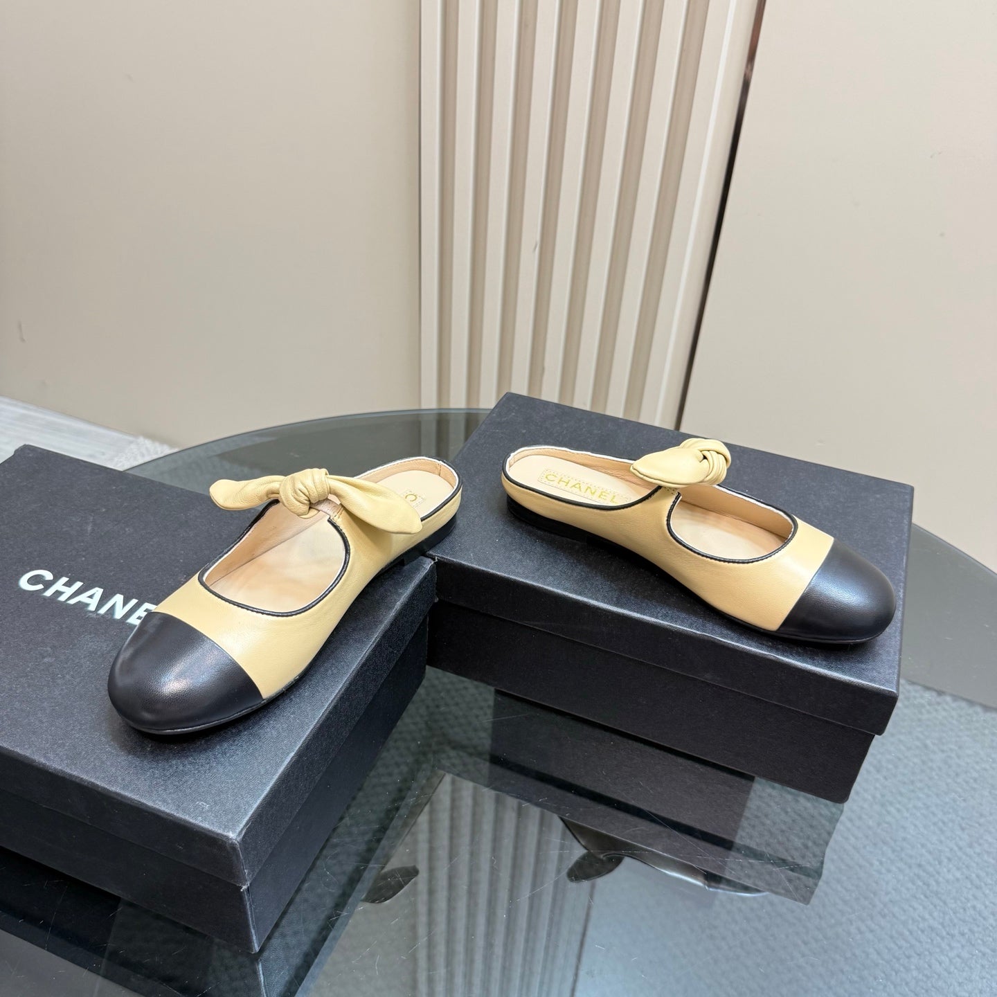 CC 25 Mule Flat Yellow Pastel Sheepskin 239416