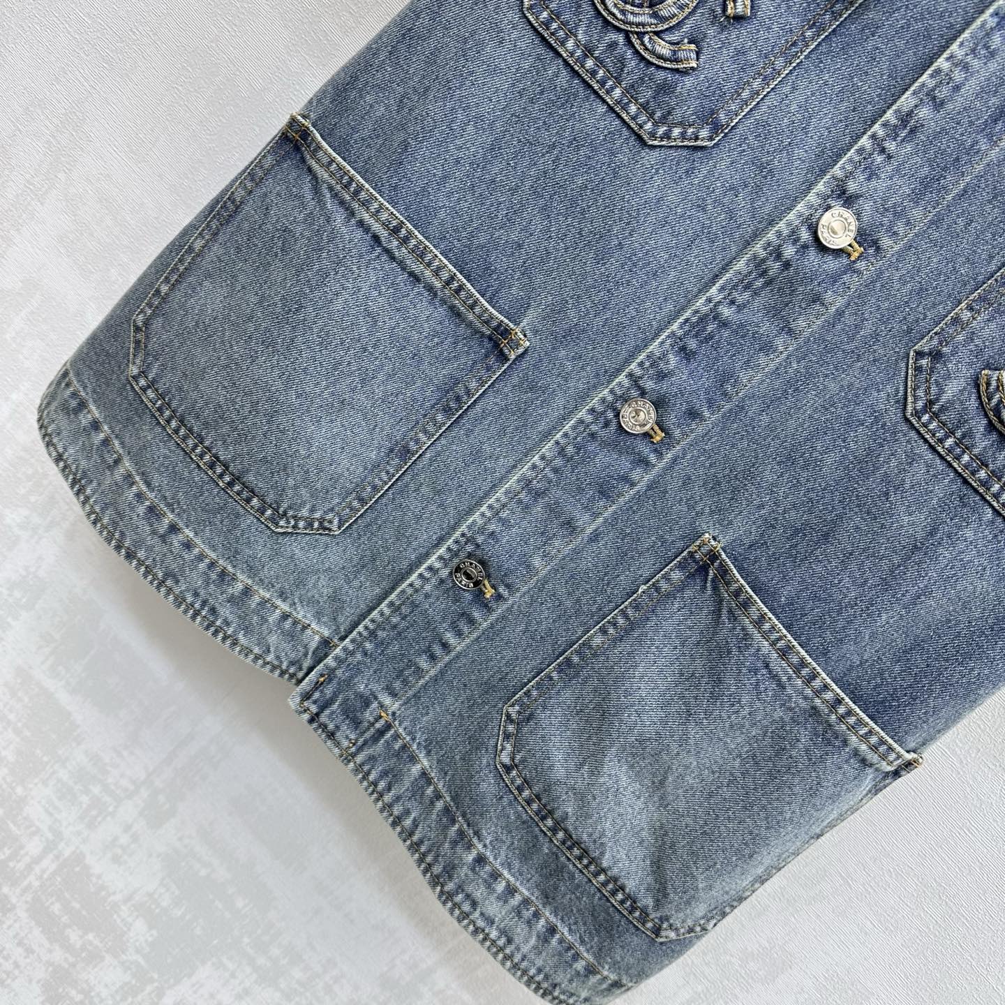 Chanel 2026 Short-Sleeve Shirt Blue Cotton 239200