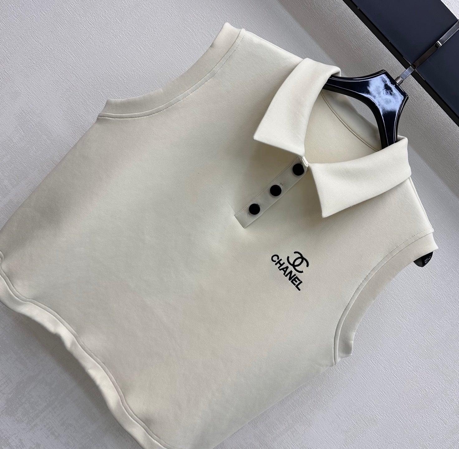 Chanel 2026 Vest And Shorts Set Cream Polyester 314910
