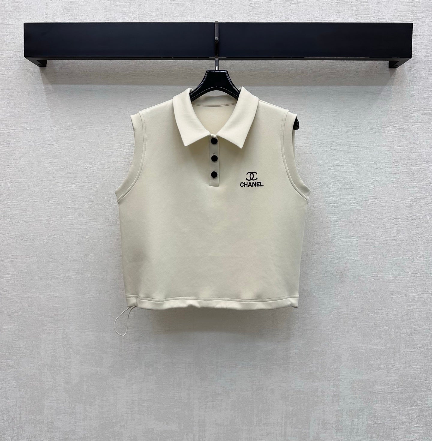 Chanel 2026 Vest And Shorts Set Cream Polyester 314910