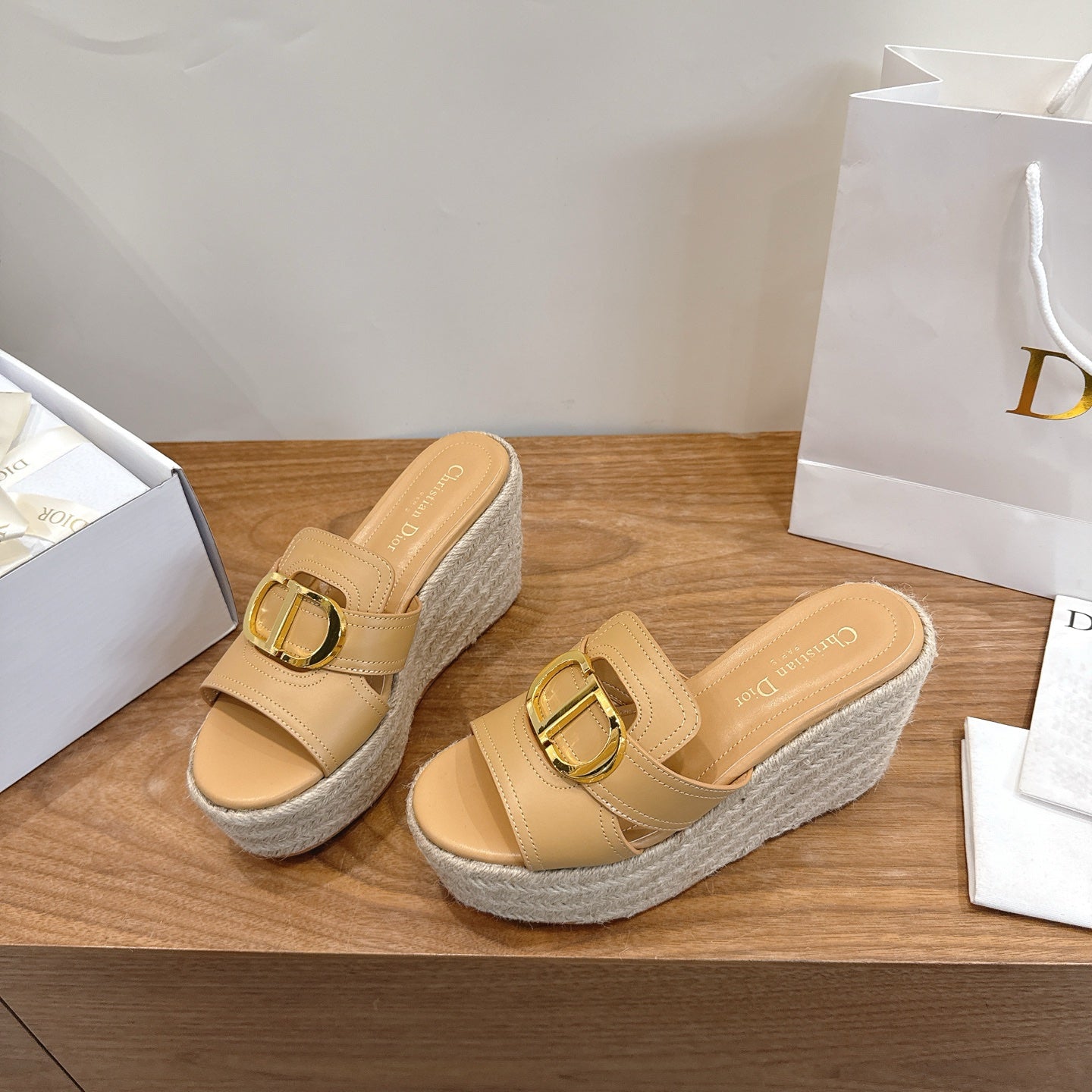Dior 2026 CD Logo Wedge Sandals 95mm Straw Leather 911783