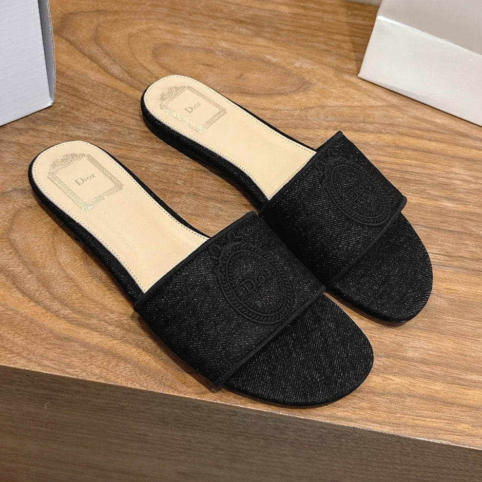Dior 2026 Medaillon Slide Sandal Denim Leather 911151