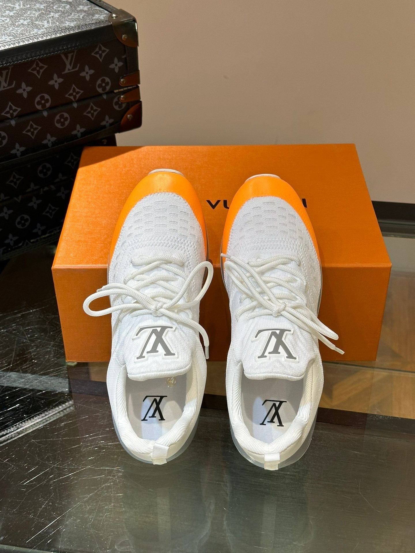 LV SNEAKERS IN GREY MIX WHITE MIX ORANGE CALFSKIN AND FABRIC BREATHABLE