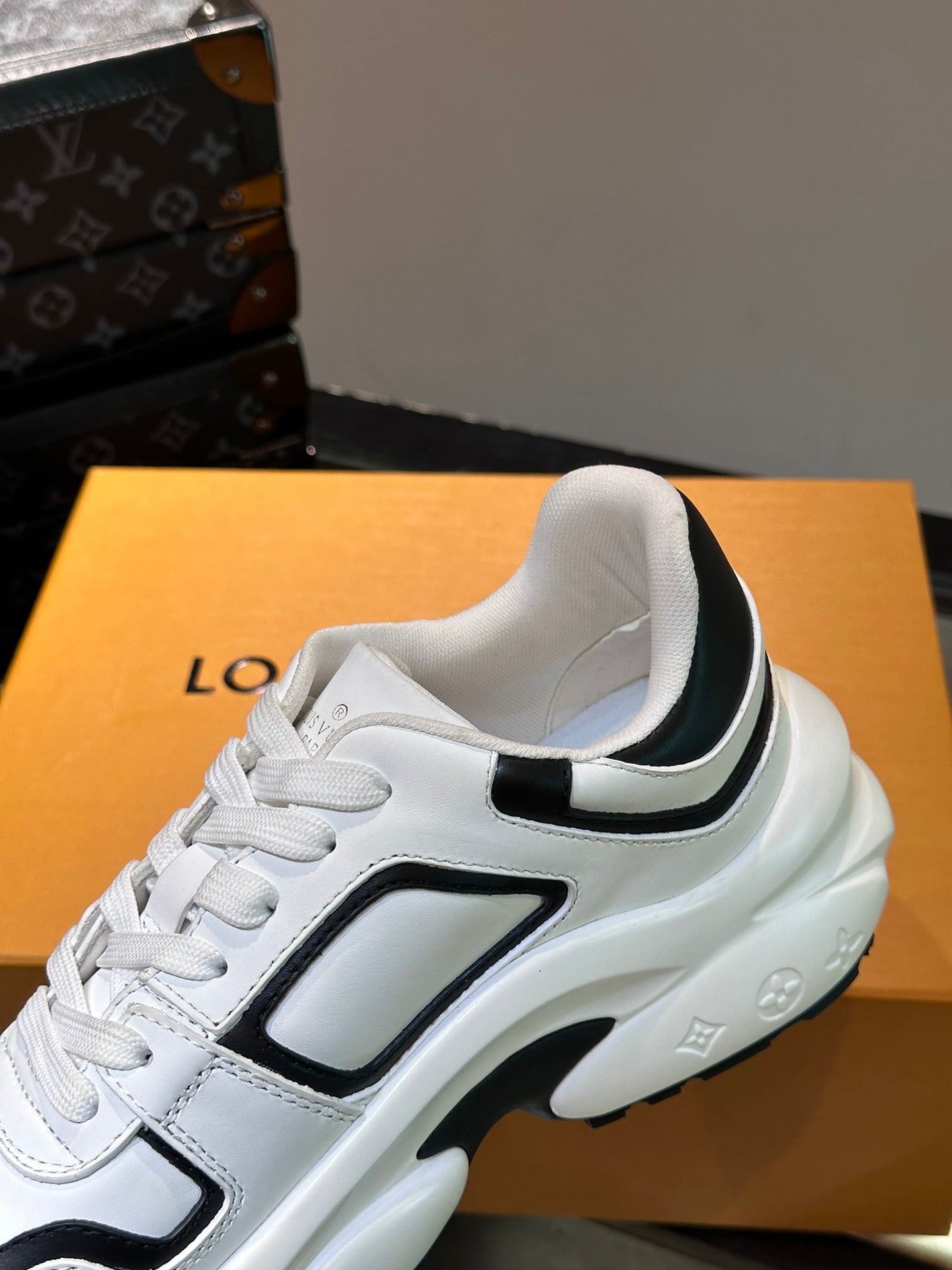NEO RUN AWAY SNEAKER WHITE MIX BLACK CALFSKIN