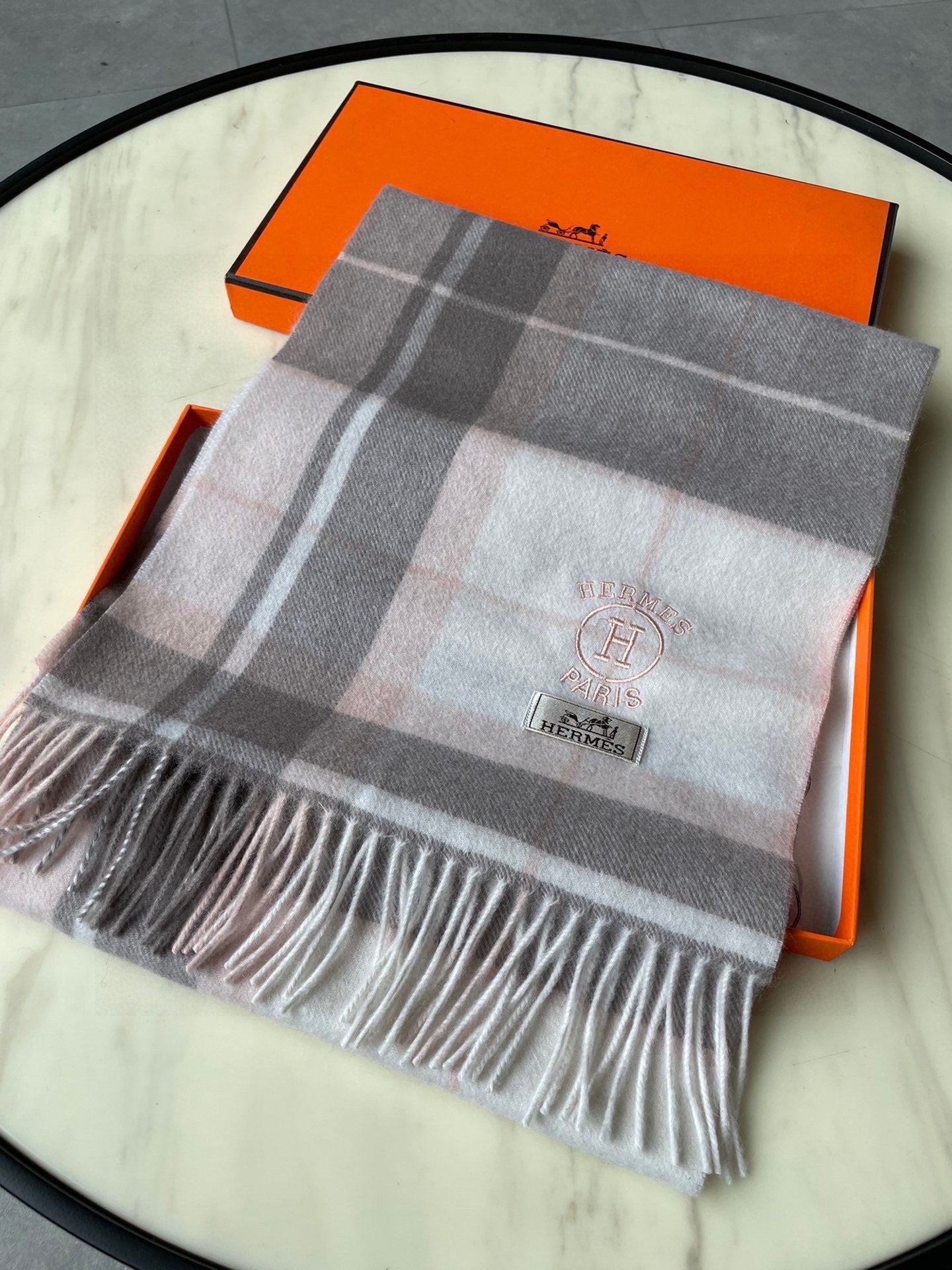 Scarf 180 CM In Light Grey White Mix Light Pink Caro Cashmere