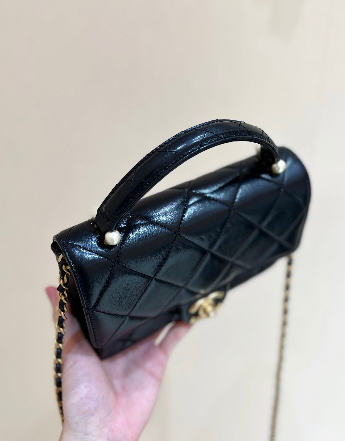 Chanel 2026 Pearl Handle Bag 20cm Black Lambskin 290311