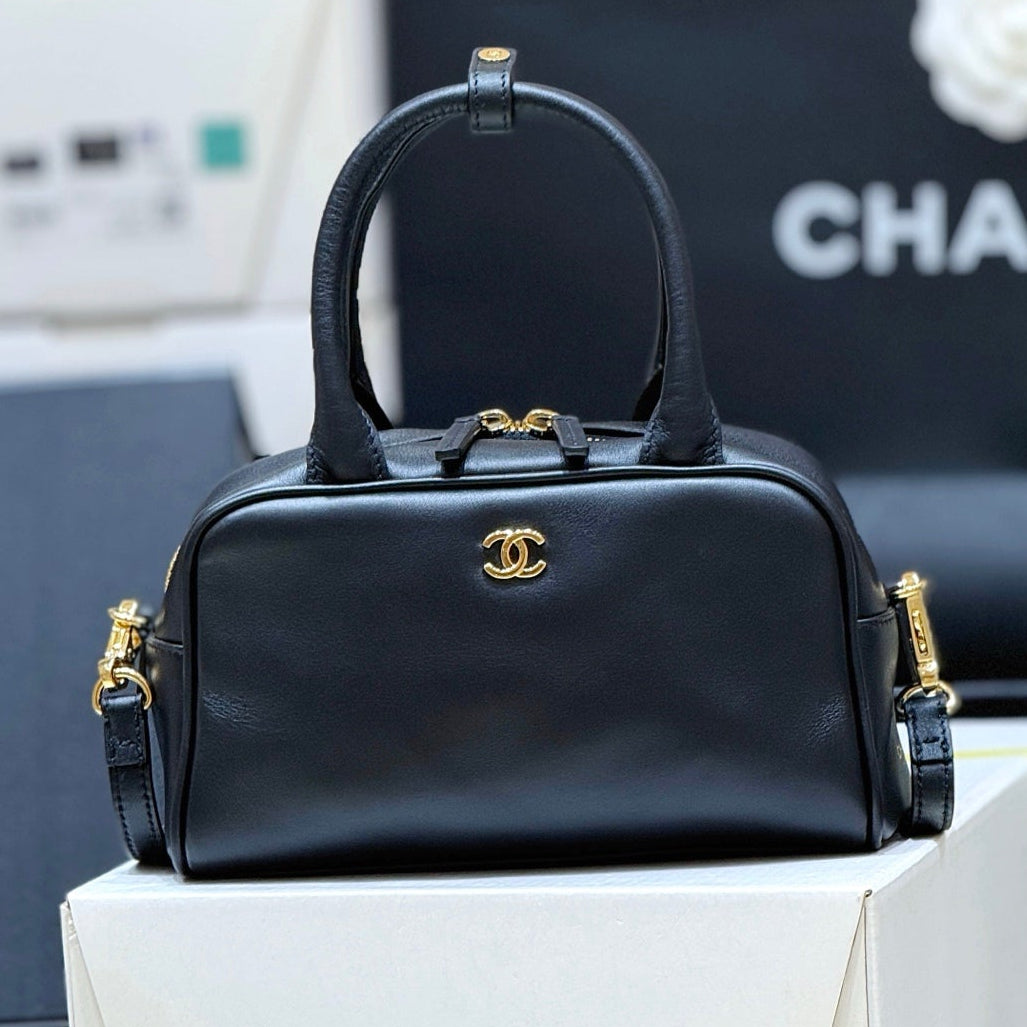 Chanel 2026 Retro Mini Bowling Bag 21cm Black Calfskin