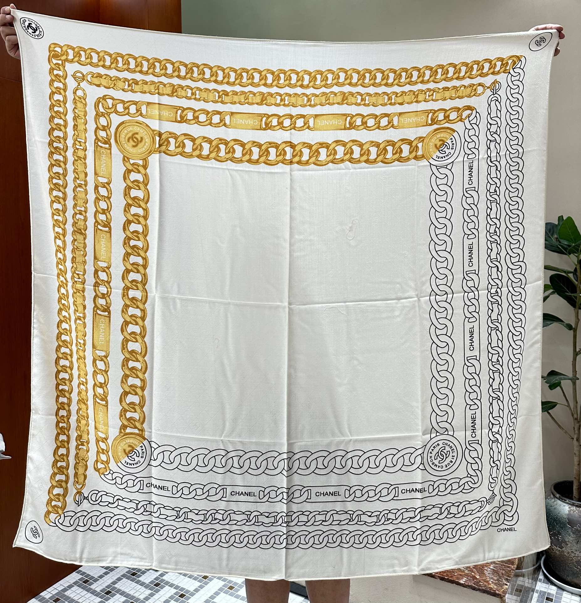 CC Square Scarf 140 CM In White Mix Yellow Black Velvet Fabric 420129