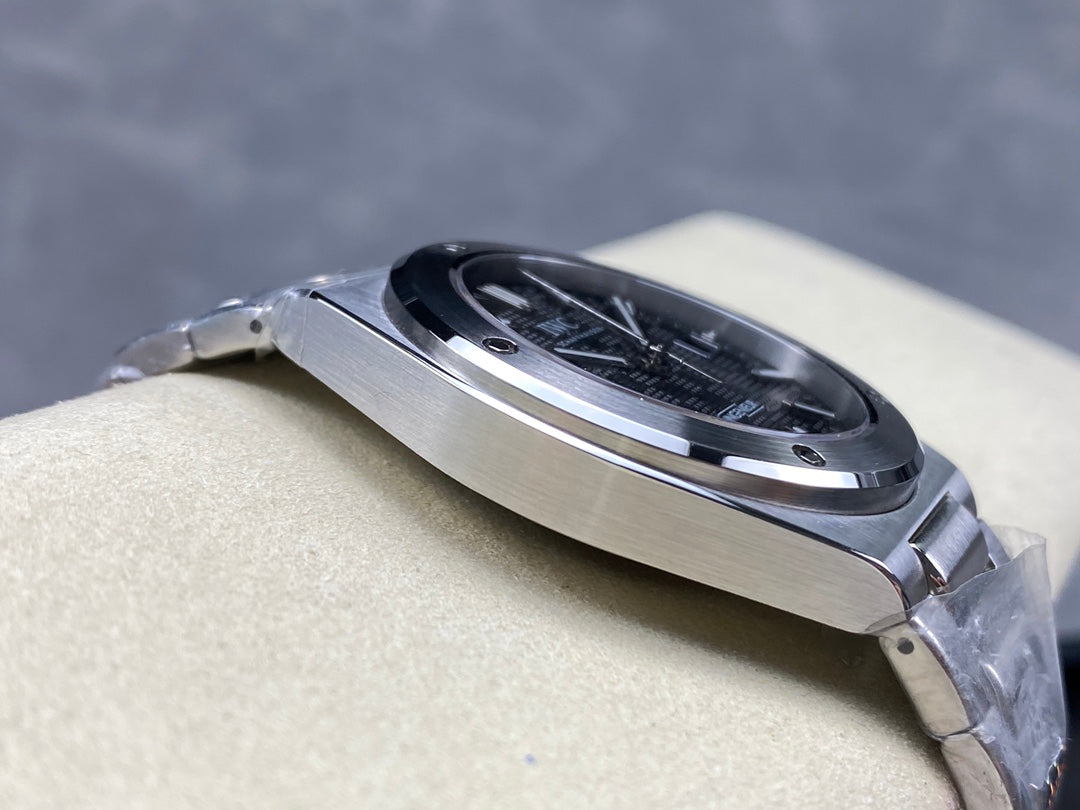 IWC Ingenieur 40mm Black Dial Steel Case