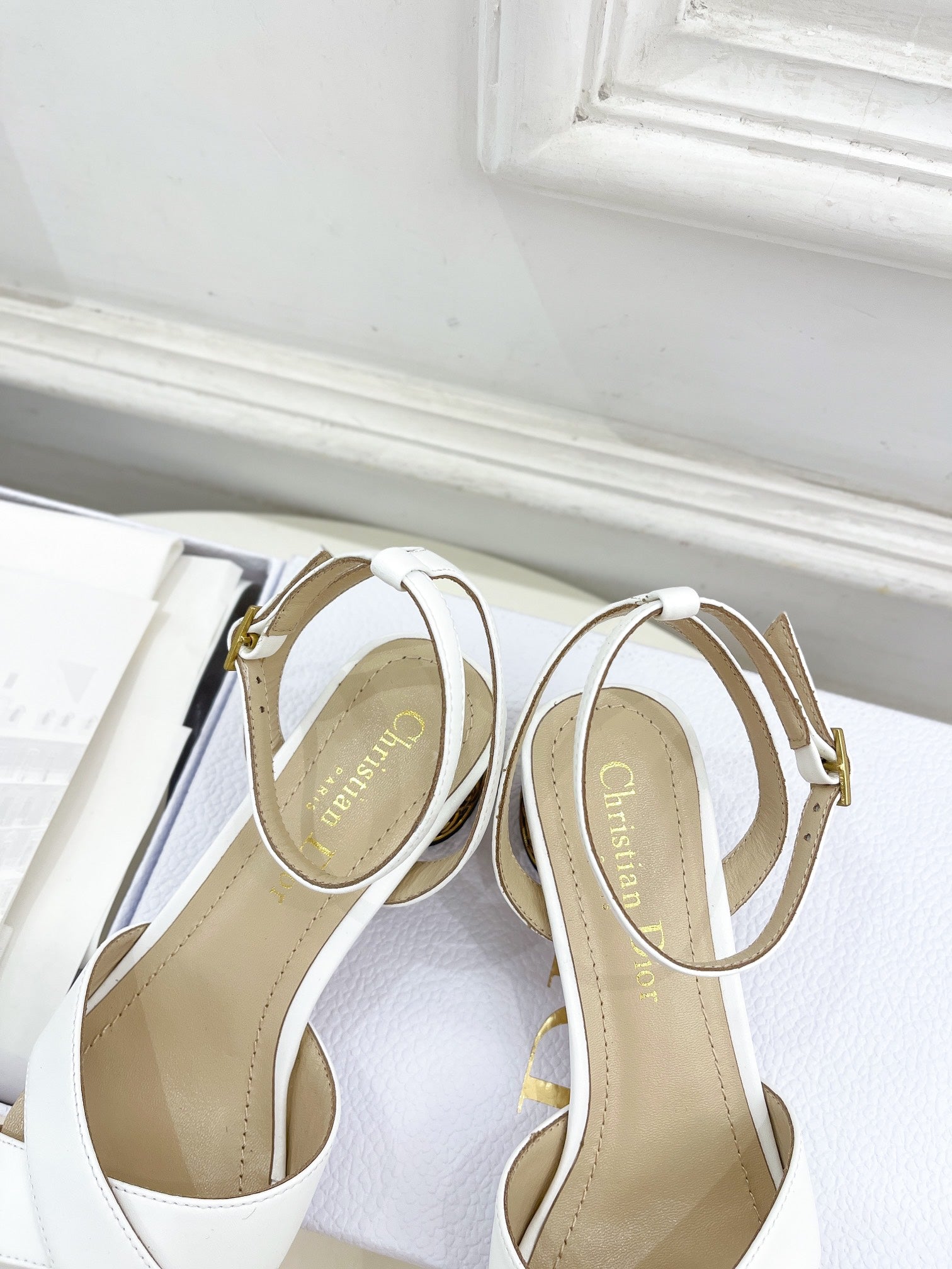 CD Icon Heeled Sandal 40mm White Calfskin