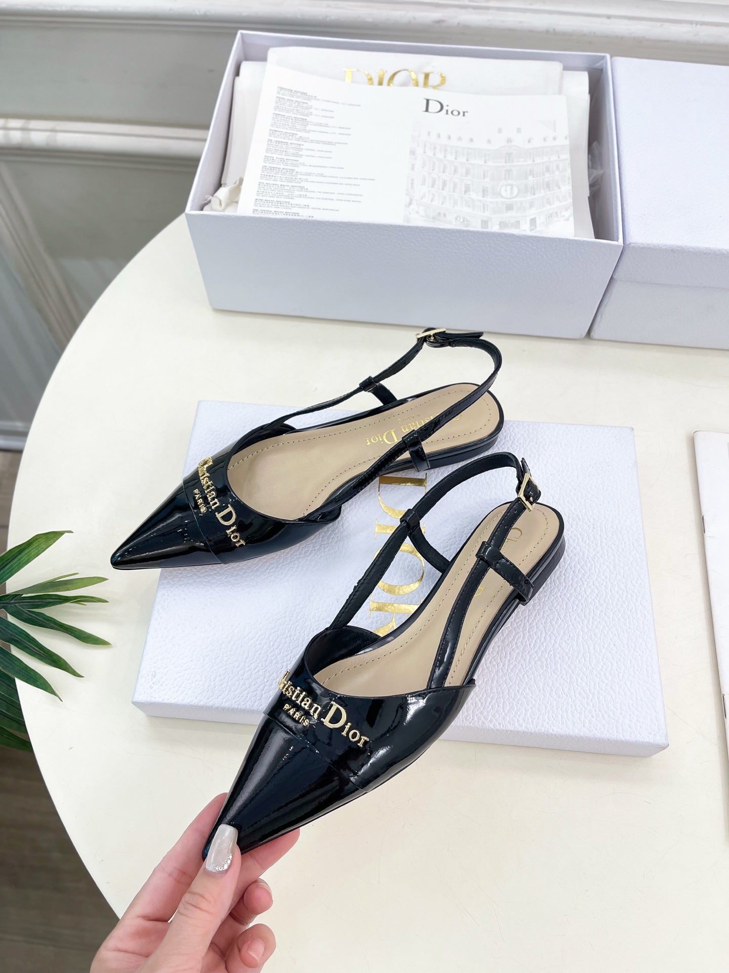 CD 25 Slingback Flat Black Patent Leather 307438