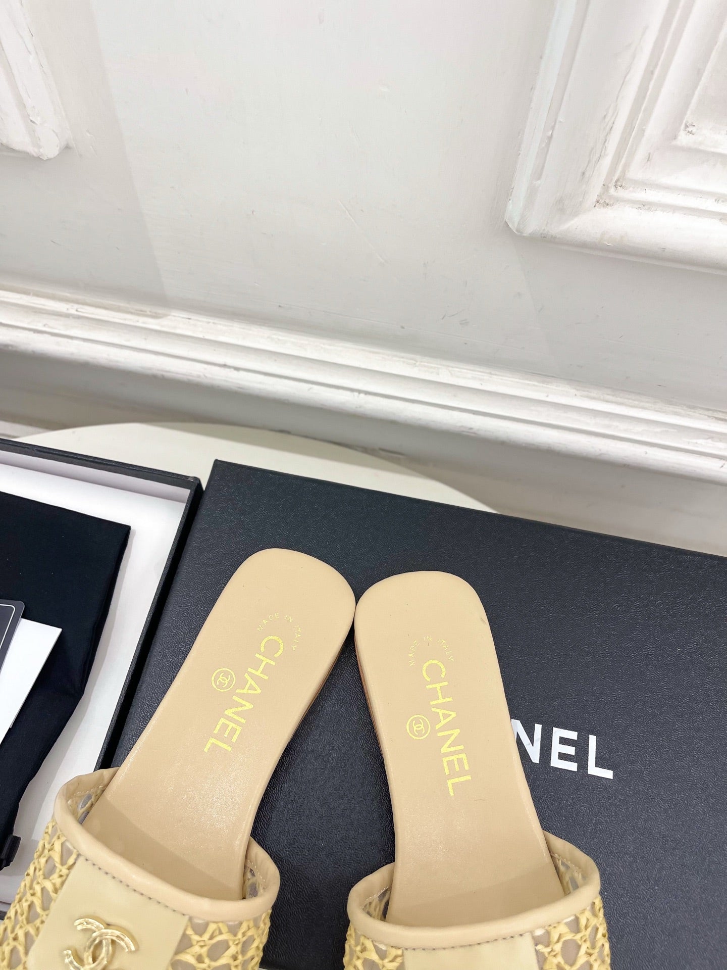 Chanel 2026  Woven Flat Slippers Leather Sheepskin 831405