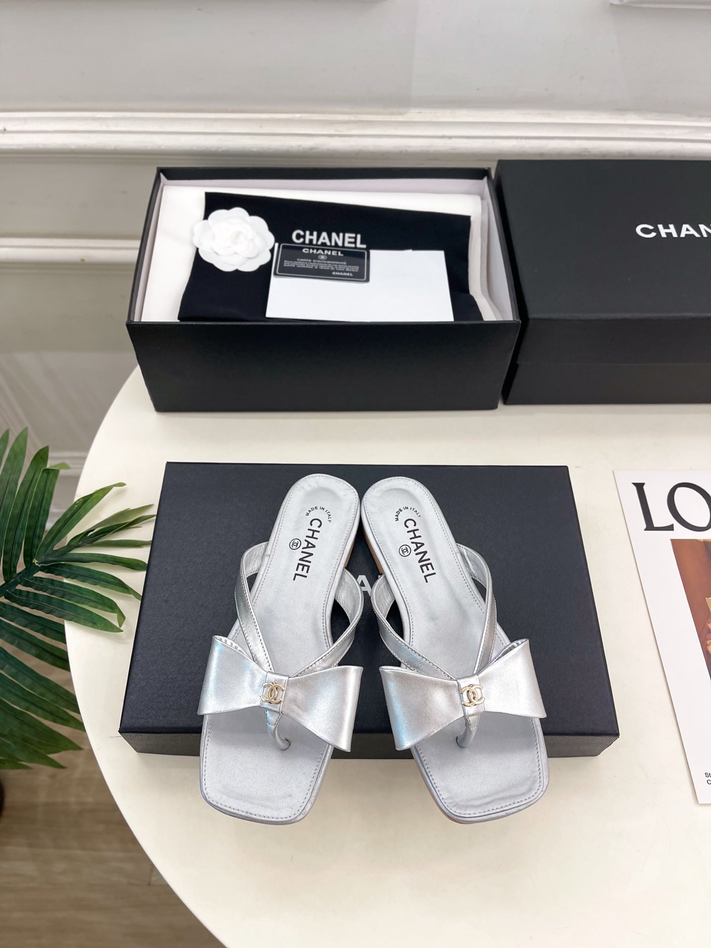 Chanel 2026 Double C Bow Flip-Flops Leather Sheepskin 831454