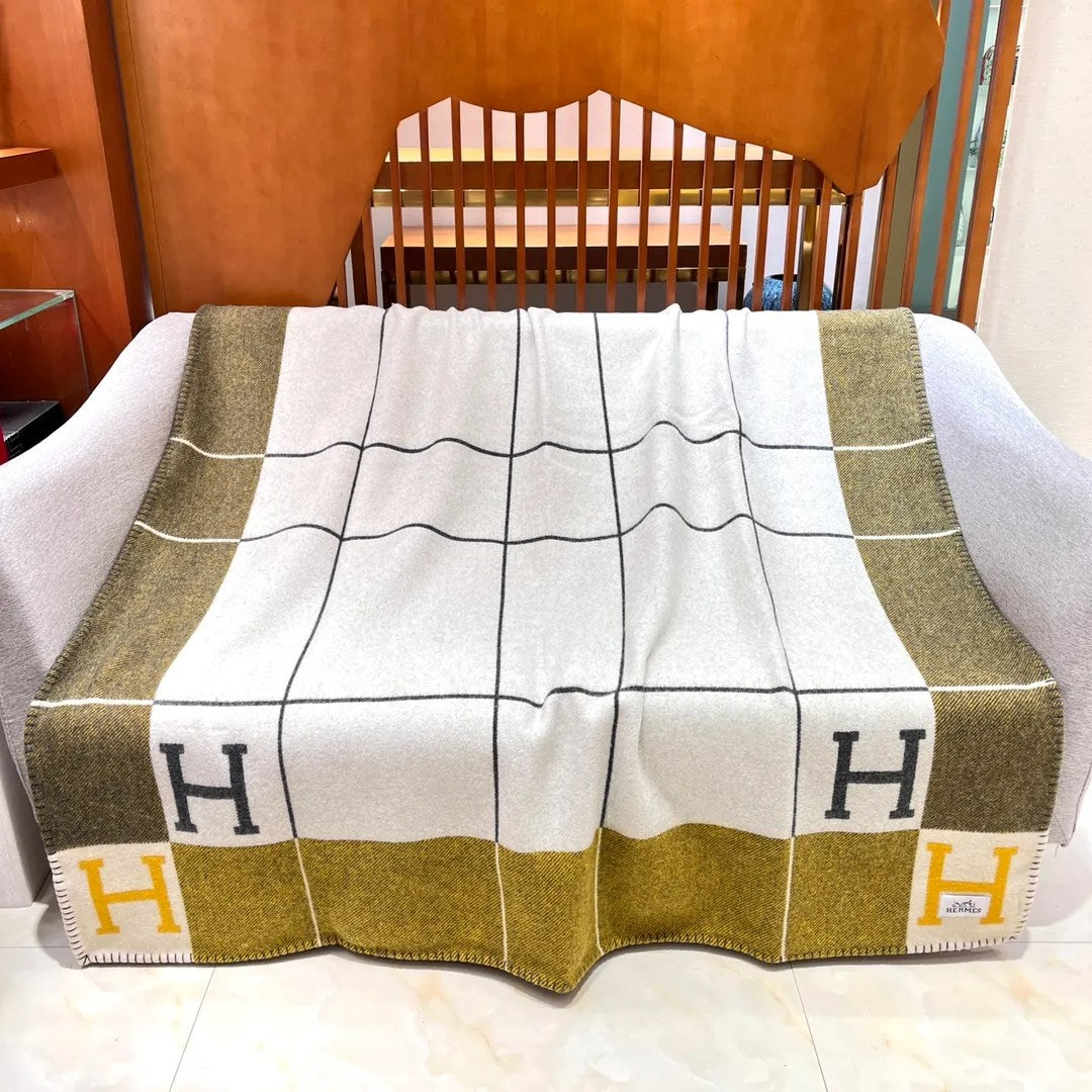 HM Avalon Throw Blanket Gris Soleil Wool Cashmere