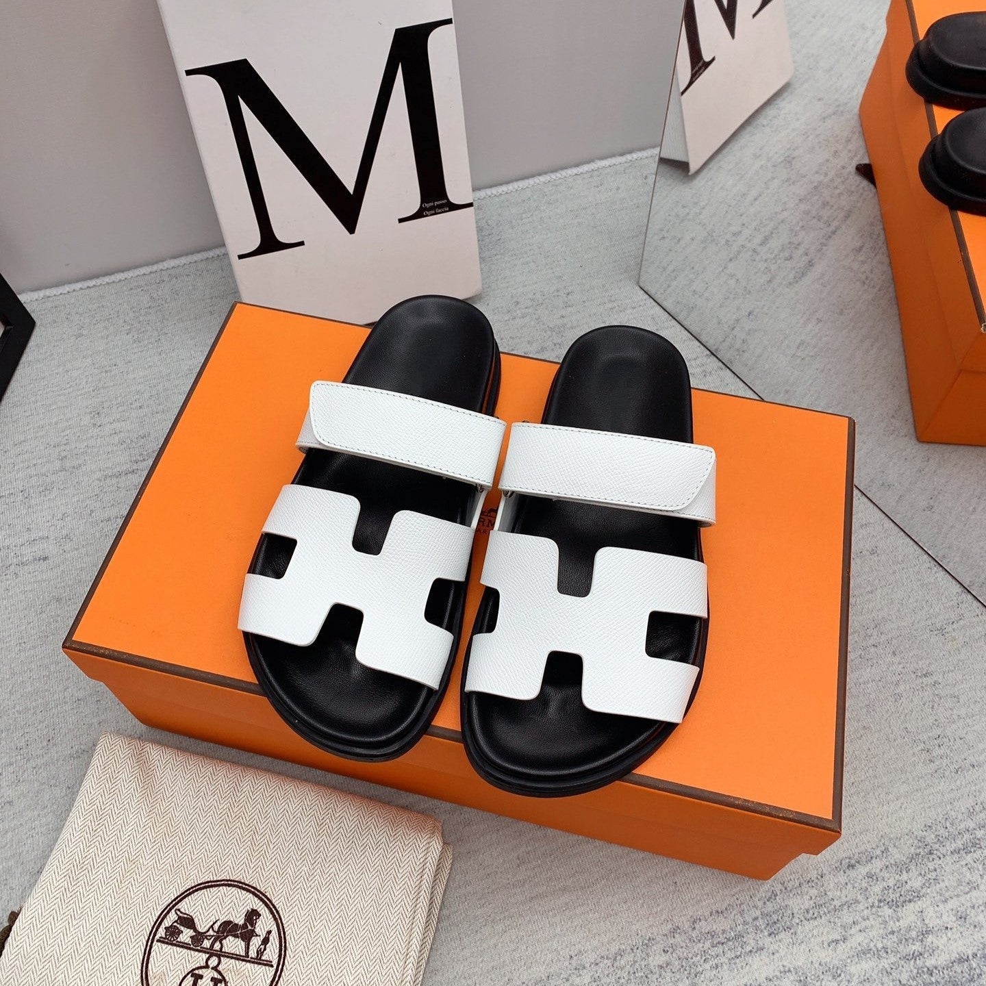 Chypre Sandal Calfskin