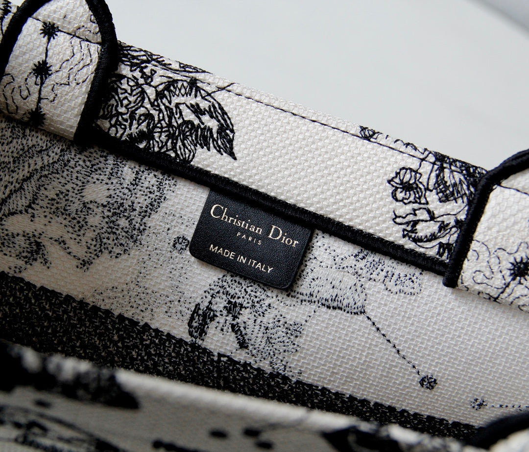 Medium CD Book Tote 36cm Hercules White
